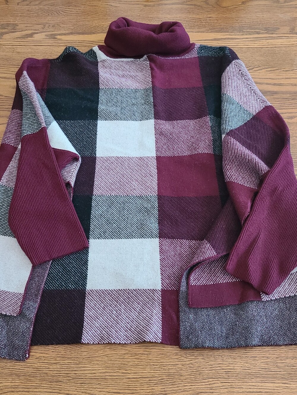Zenana Outfitters Burgundy Plaid Cowl Neck Sweater Poncho NWOT - Picture 10 of 11